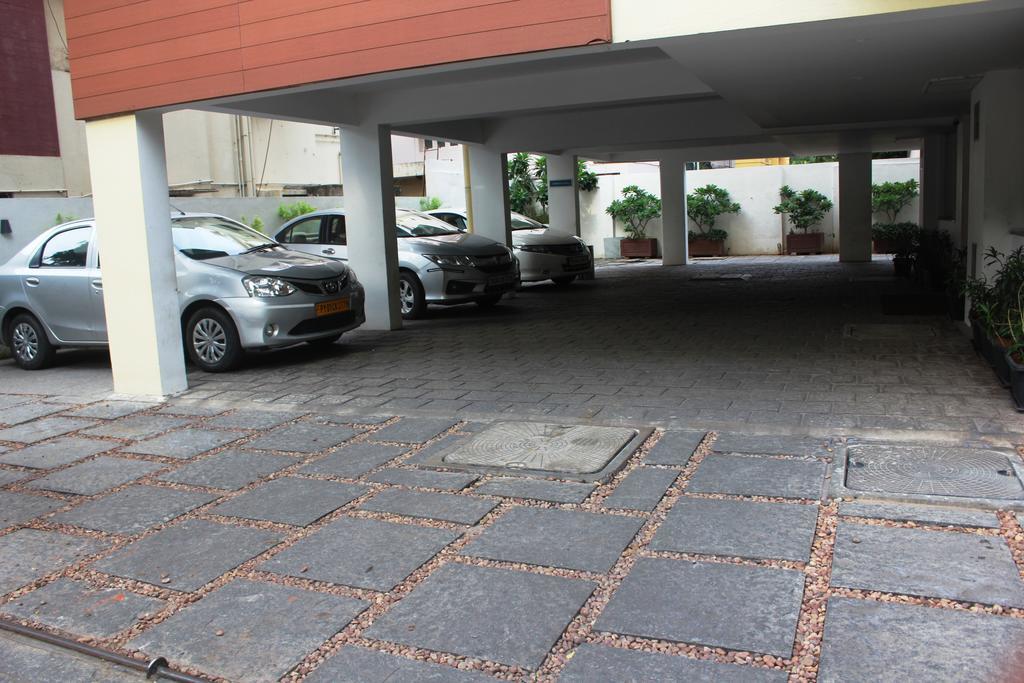 Pebbles Apartment